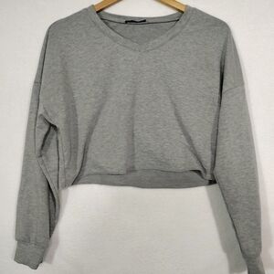 SHEIN Heather Gray V-Neck Crop Top